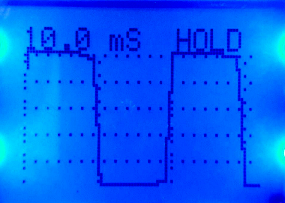 Arduino oscilloscope screen close-up